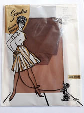 Nylons - Gr. 9    U.S