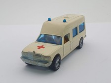 Mercedes krankenwagen t123 - mercedes,