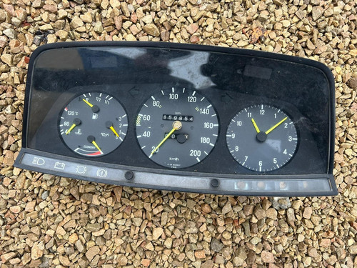 Mercedes benz w123 tacho - mercedes-benz,