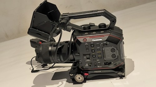 Panasonic eva1 7k - au-eva1, cinema