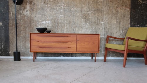 Vintage teak sideboard - teak,