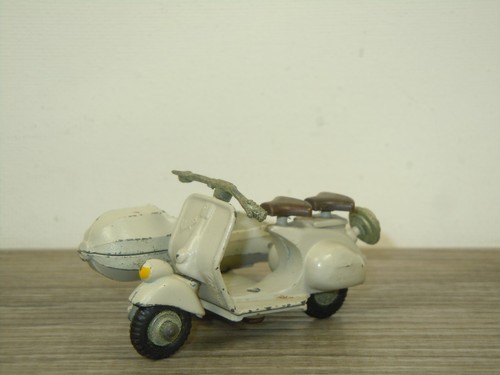 Vespa with side car - -, tekno
