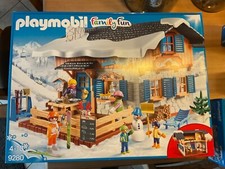 PLAYMOBIL Family Fun Winter