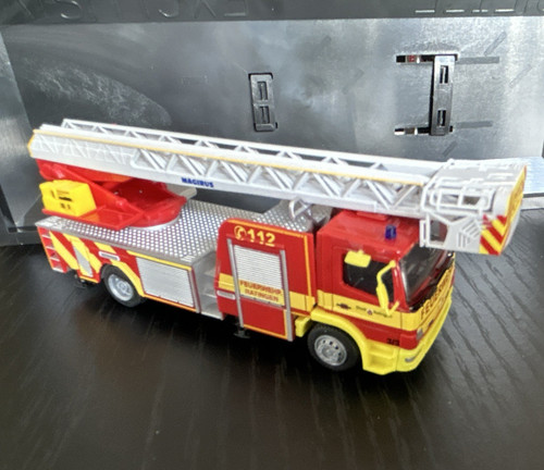 Feuerwehr ratingen drehleiter - ratingen,