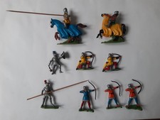 Britains LTD Hong Kong Turnier Ritter Kreuzritter - 9 St. 6 cm Figuren bespielt