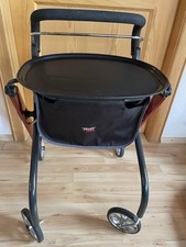 Verkaufe Rollator Indoor Trust Care Leicht Klappbar mit Tablett