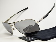 Oakley Plaintiff Chrome