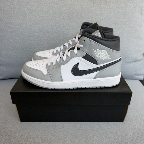 Nike air jordan mid - air,