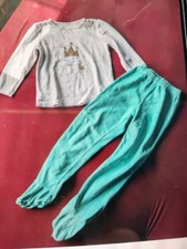 Nicki Schlafanzug Von Vertbaudet in gr. 110 Warm Winter mit Fuß Pyjama