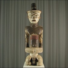 42915) Ahnen-Figur Dengese