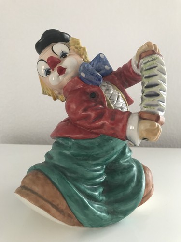 Goebel clown mit bandonion - goebel,
