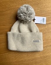 pfiffige beige Wollmütze mit