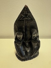 Handgeschnitzte Heilige Familie aus dunklem Hartholz