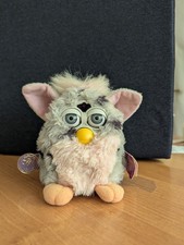 Hasbro Tiger Furby 1. Generation 1999, Rosa, Schwarz, Grau
