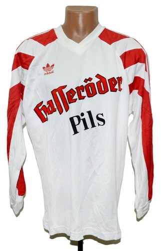 Adidas vintage hasseroder pils - adidas,