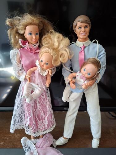 Barbie heart family - heart, mattel