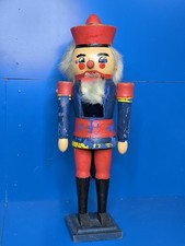 Traditioneller Nussknacker aus