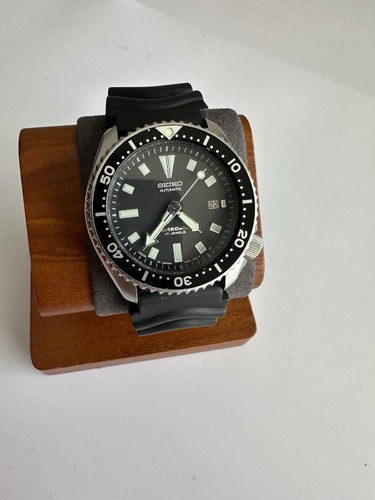 Seiko schwarzes zifferblatt - seiko,