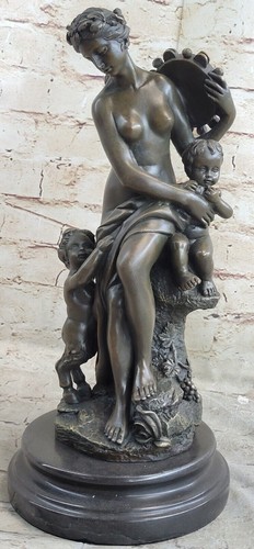 Große hautfarben statue venus - hautfarben,