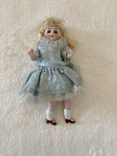 Alte antike porzellan puppe - alte,
