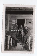 a38 - Russland Wolchow Stock Stab? Stellung Hütte Schreibstube Schild Soldat