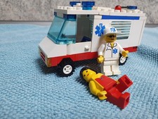 LEGO 6666 Ambulance