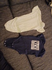 2 Baby Bodys Größe 74 Alana weiß/grün C&A Blau "Brave Like Daddy"