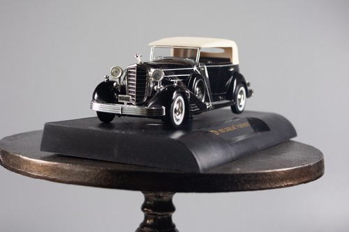 1933 cadillac fleetwood - fleetwood, 1:32-