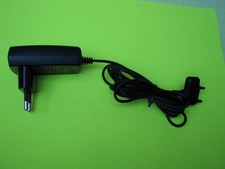 Original Sony Ericsson CST-60  Charger Ladegerät Ladekabel  Output: 4,9V - 450mA