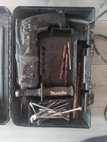 Makita hr2470 - makita,