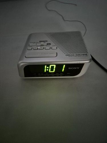 Sony dream machine icf - dream, icf-c205