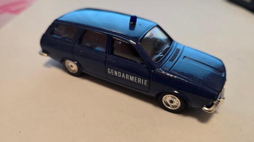 Renault gendarmerie police - 12,