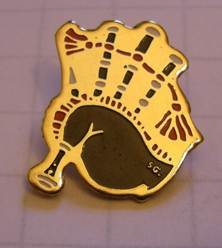 Pin biniou cornemuse - pin's,