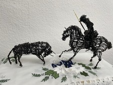Don Quijote auf Pferd & Stier