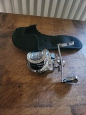 baitcast rolle Gebraucht Links Mit Tasche 