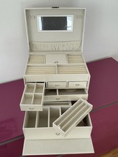 Jenny‘s Schmuckkollektion, Schmuckkoffer, Schmuck, Ringe, Ketten, Ohrringe