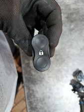 DACIA Logan Sandero BS BJ.10 Schalter ZV Zentralverriegelung 870250 ZV Schalter