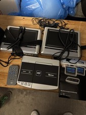 Tevion Tragbarer DVD Player MD80931 mit 2 LCD Displays für das Reisen