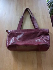 Sehr gut erhaltene Tasche