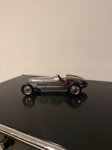 Authentic models modellauto - authentic,