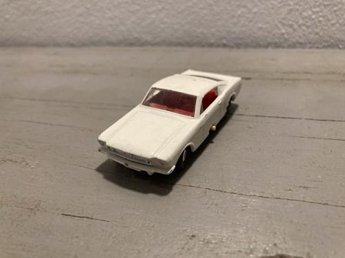 Matchbox lesney ford mustang - lesney,