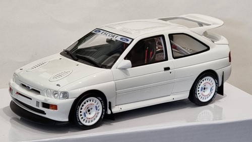 Ottomobile ford escort rs - 1:18,