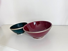 Marokkanische Keramikschalen mit ‚Maillechort Silber‘-Rand . Ø 25 und  Ø 20 cm