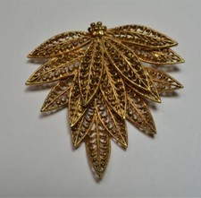 Vintage 60er Signierte PIM Goldfarbene Strukturierte Palmblatt Form Brosche