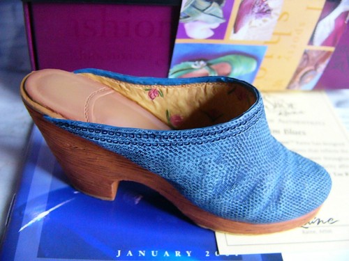 Just the right shoe - , 25141