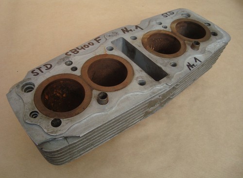 Honda 400 four zylinder - 400,