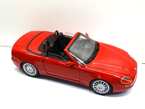 Bburago maserati spyder - , 1:18