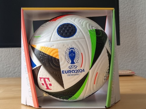 Fußballliebe official match - fußballliebe,