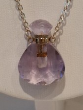 Goldene Kette mit Amethyst Flacon