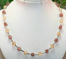 Halskette Glas Perle crash Würfel Polaris matt Braun Hellbraun Camel silber 321